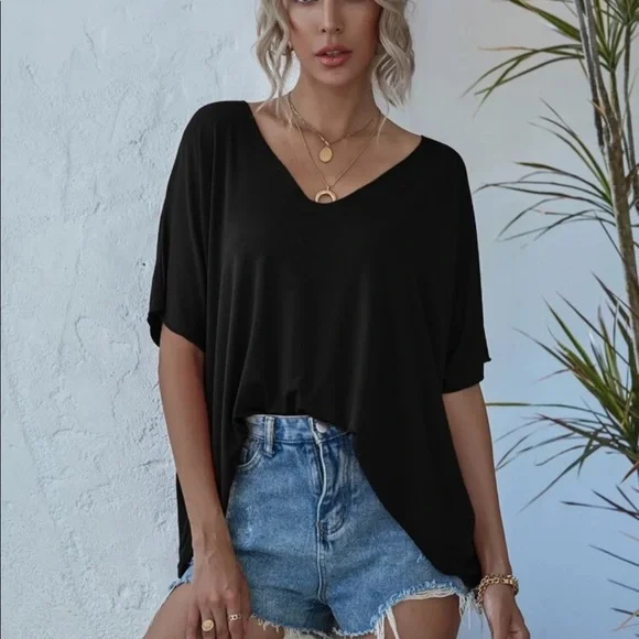 Black V Neck batwing sleeve slouchy tee - Picture 6 of 7